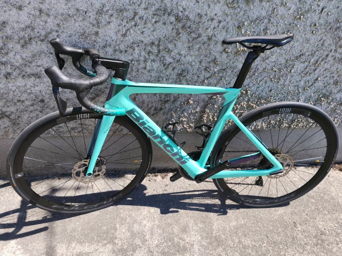 Bianchi Oltre Race Di2 carbon - Image 2