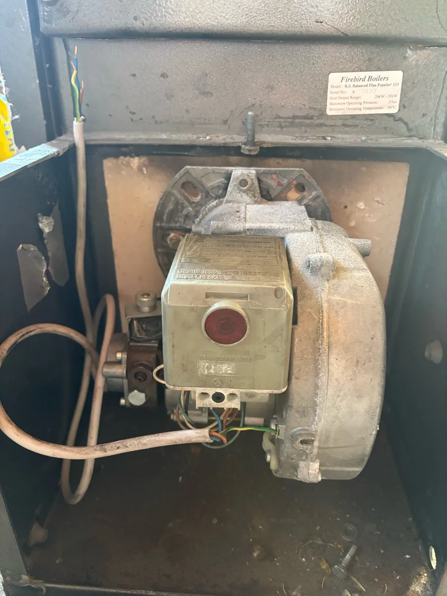 Oil boiler - Image 3