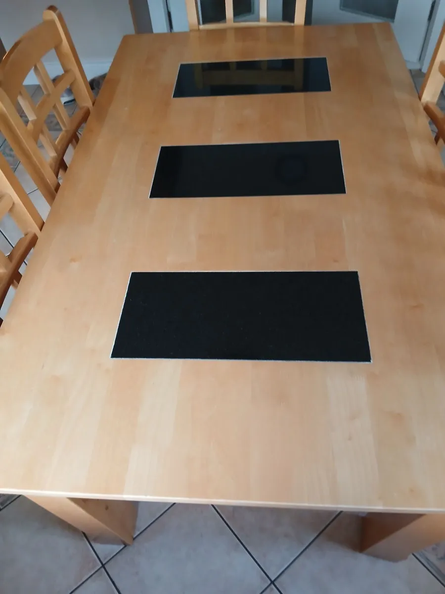 Kitchen Table n chairs - Image 2