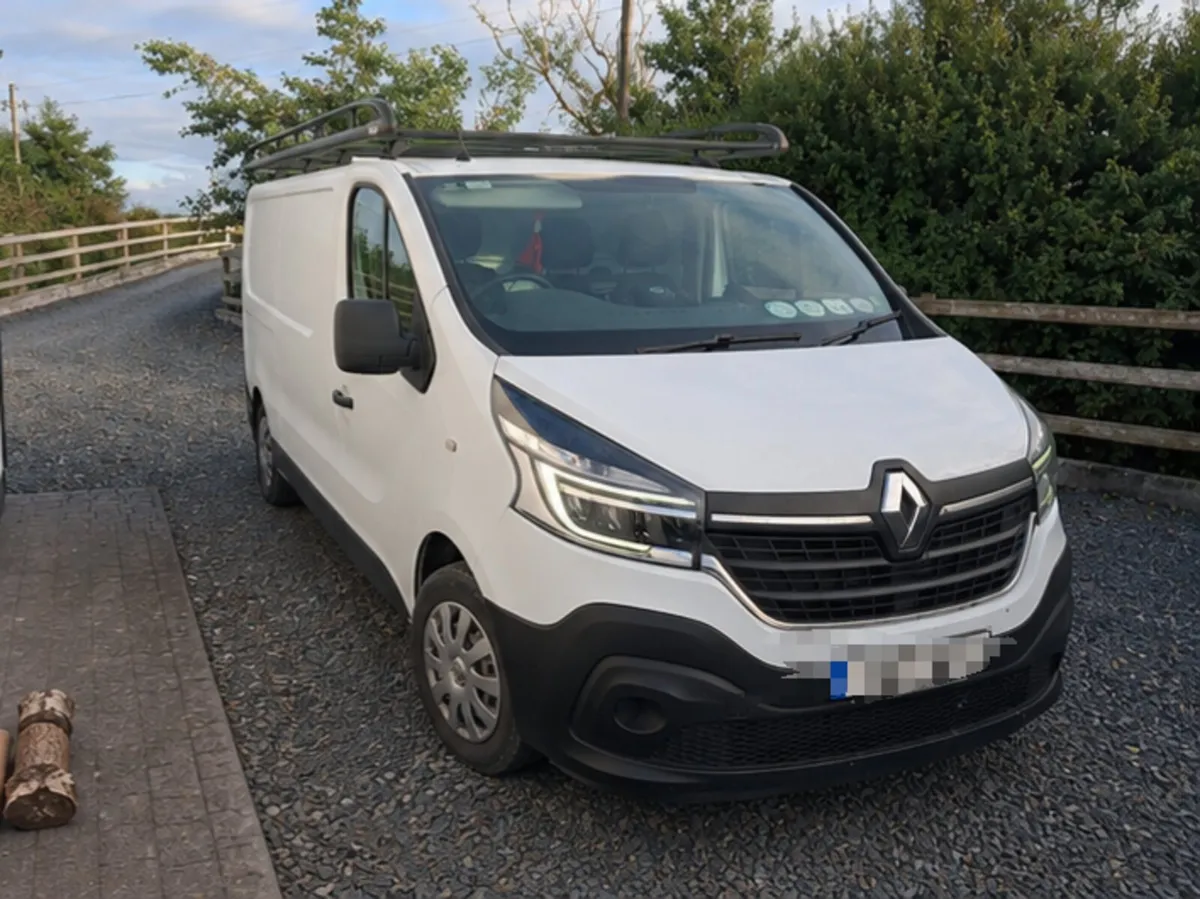 Renault trafic for sale long cvrt and tax - Image 1