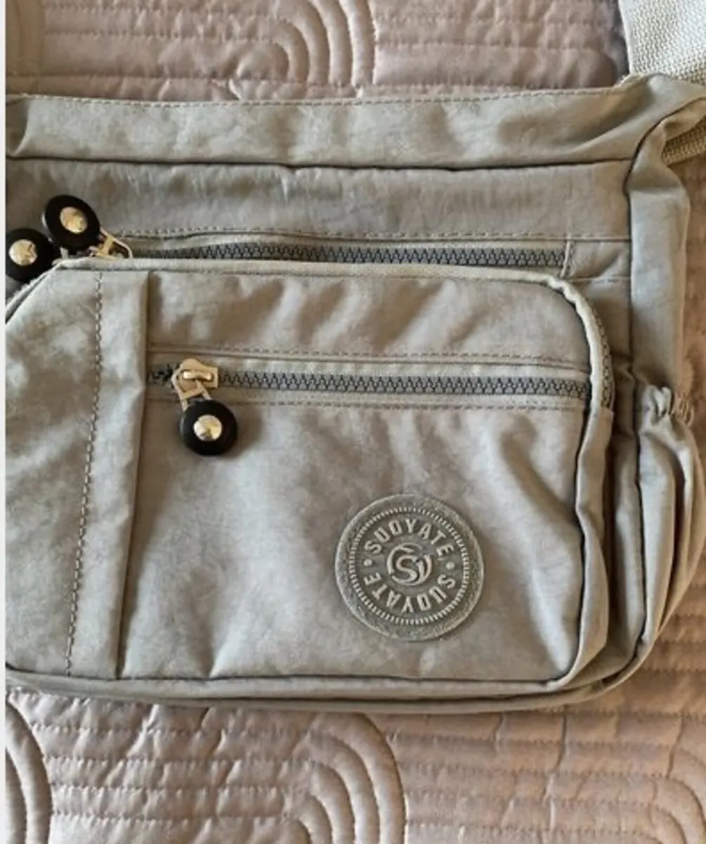 BNWT Grey Satchel Bag - Image 3