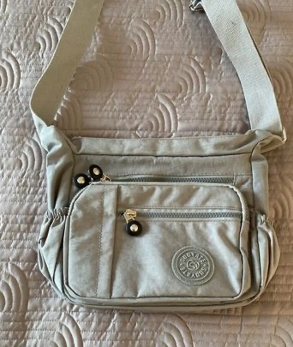 BNWT Grey Satchel Bag - Image 2