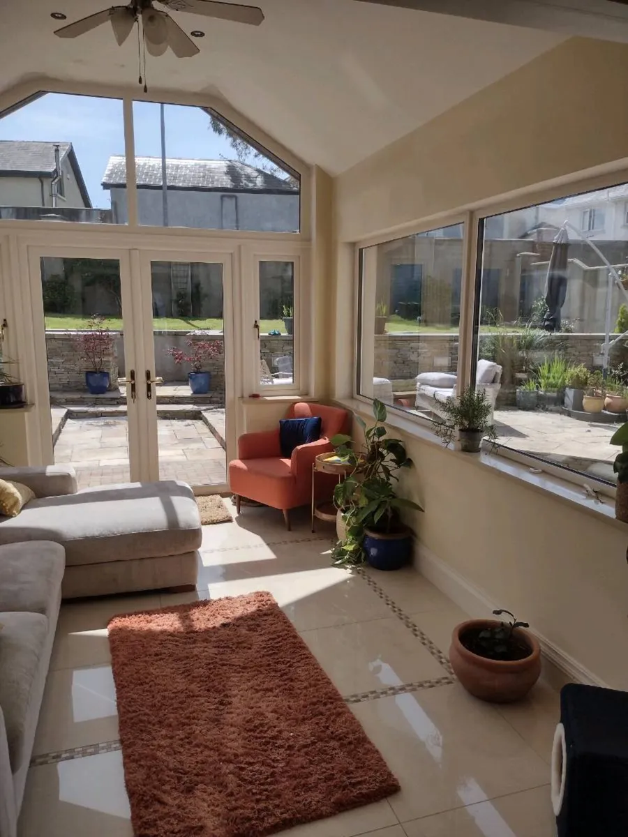 Window Fitter's Assistant/ Trainee Wanted - Image 3
