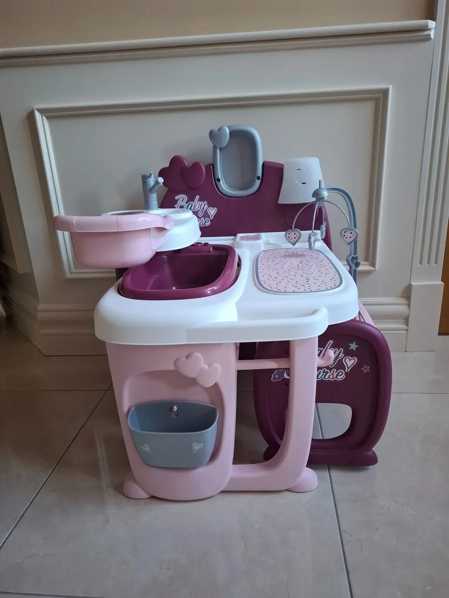 Nurse Station - Image 2