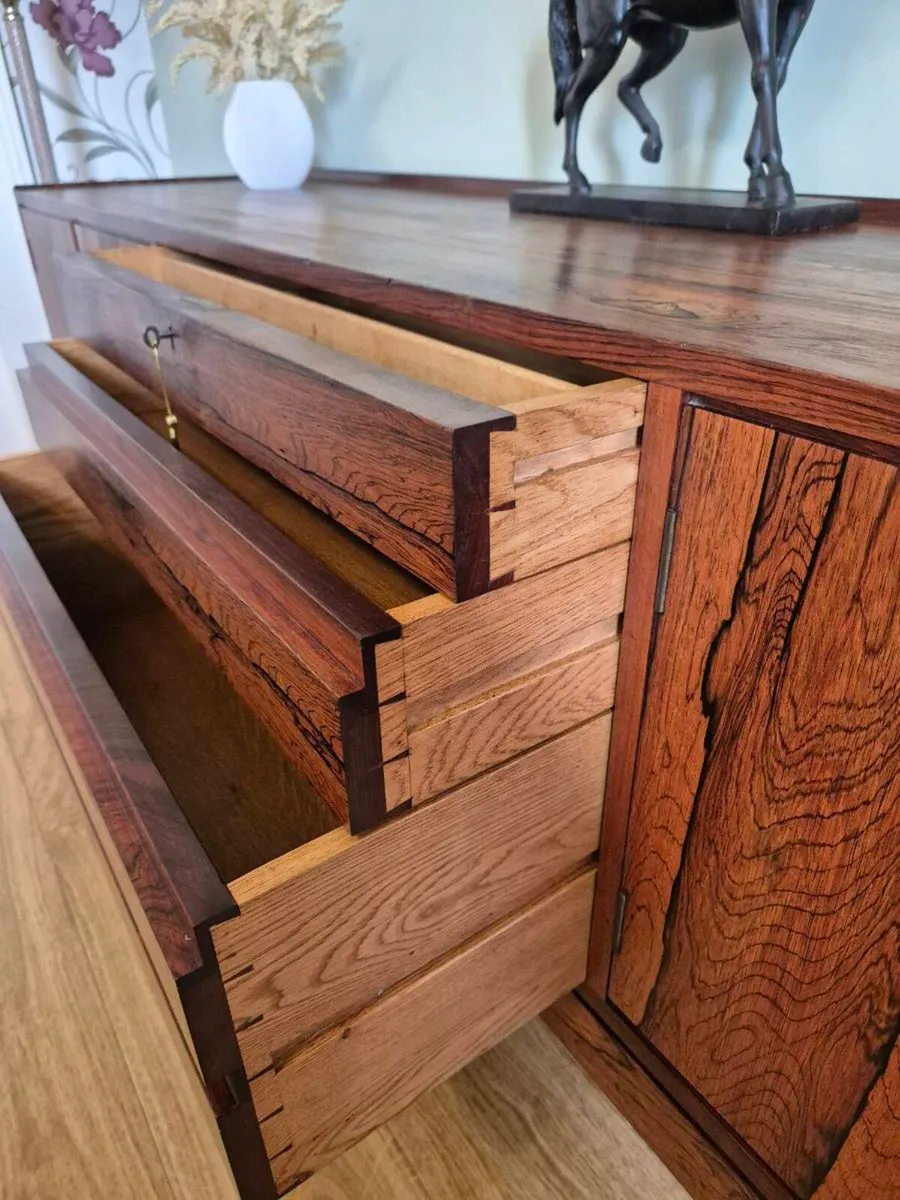 Mid Century sideboard - Image 4