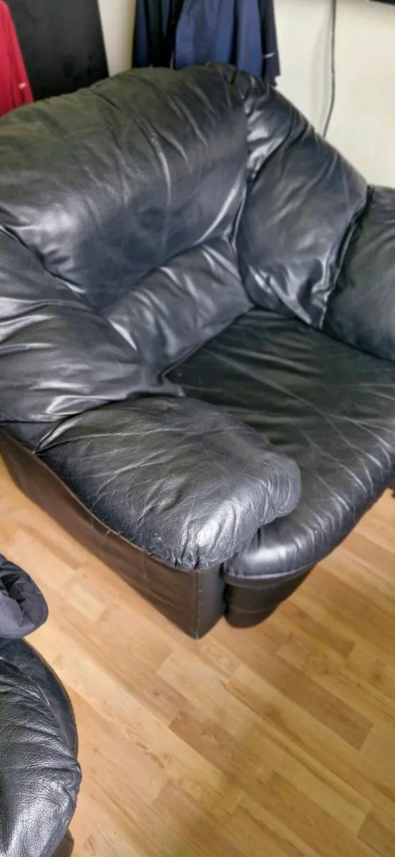2 x black leather armchairs - Image 2