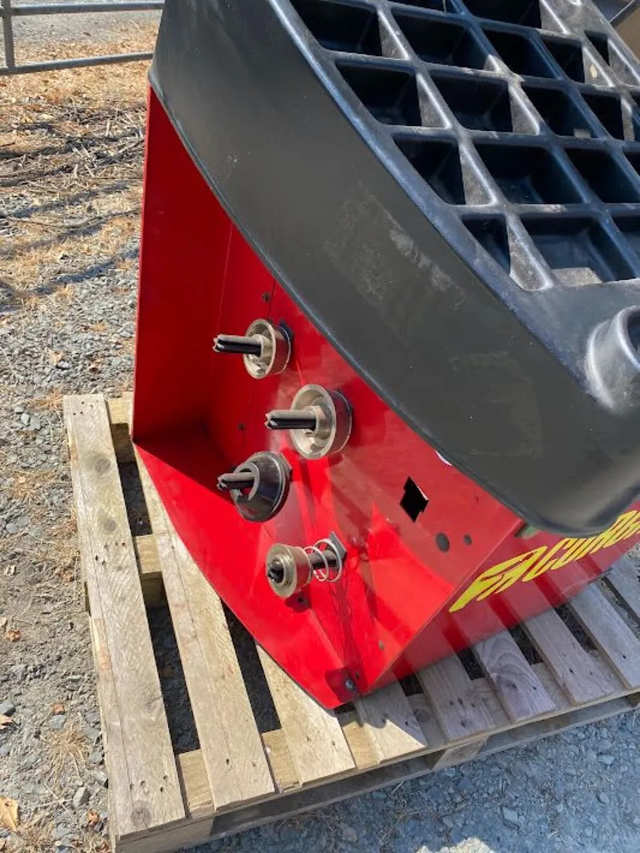 Corghi 8340  Wheel Balancer - Image 3