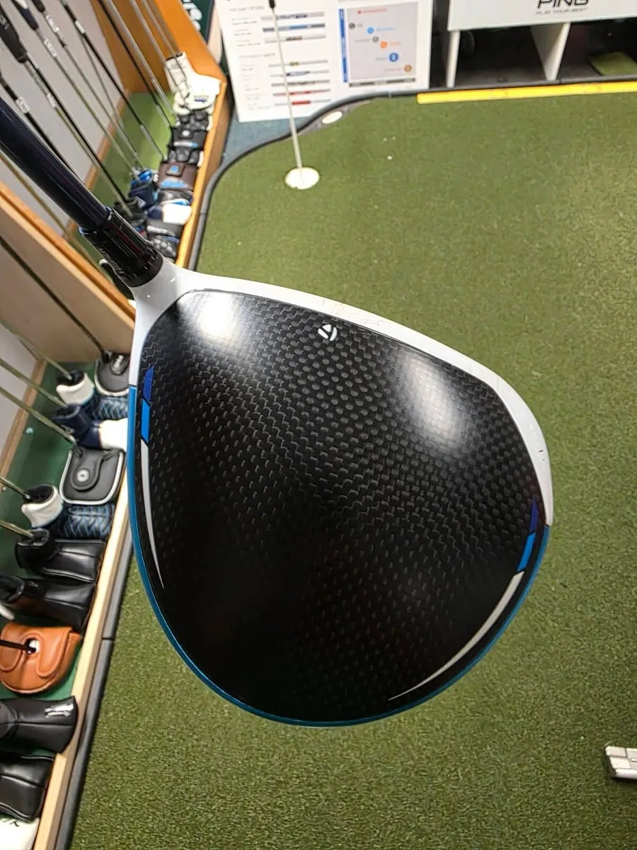 Taylormade Sim2 Max Driver - Image 3