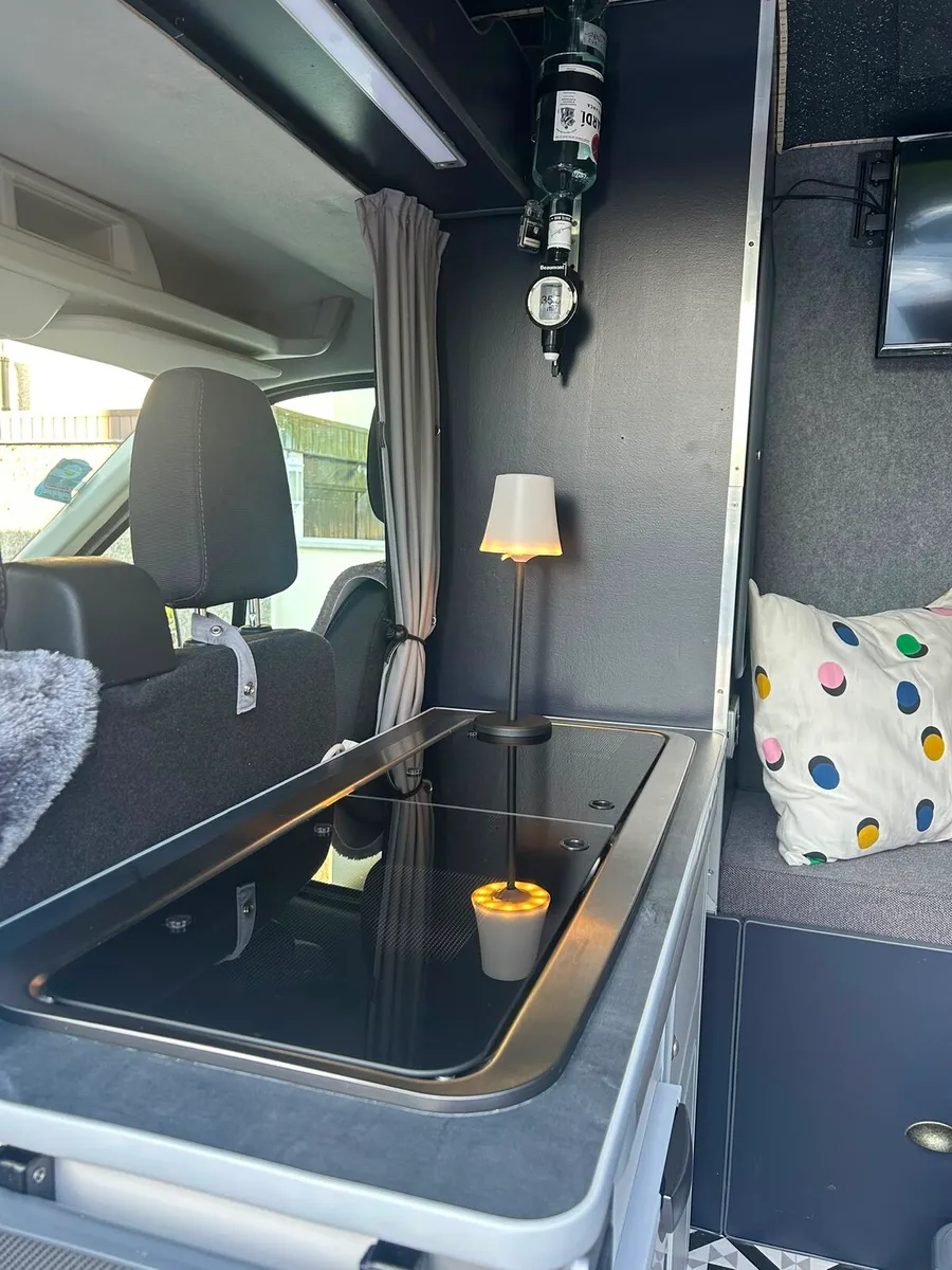 Camper van - Image 3