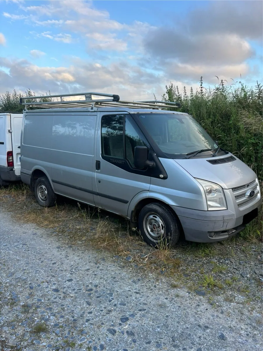 transits vivaro trafics kuga for parts - Image 4