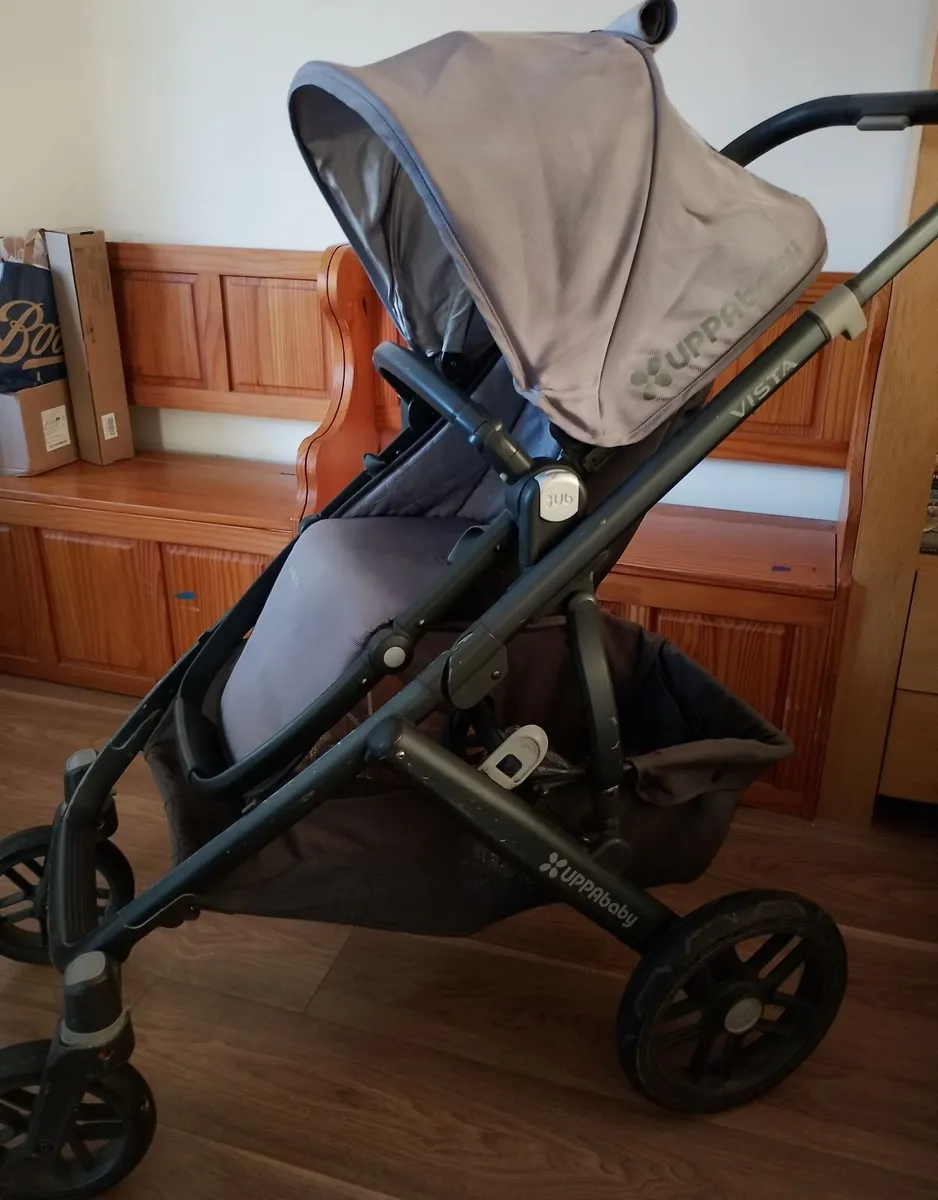 Pram - Image 2