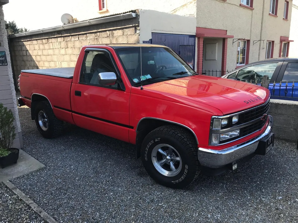 1988 Chevrolet Silverado - Image 4
