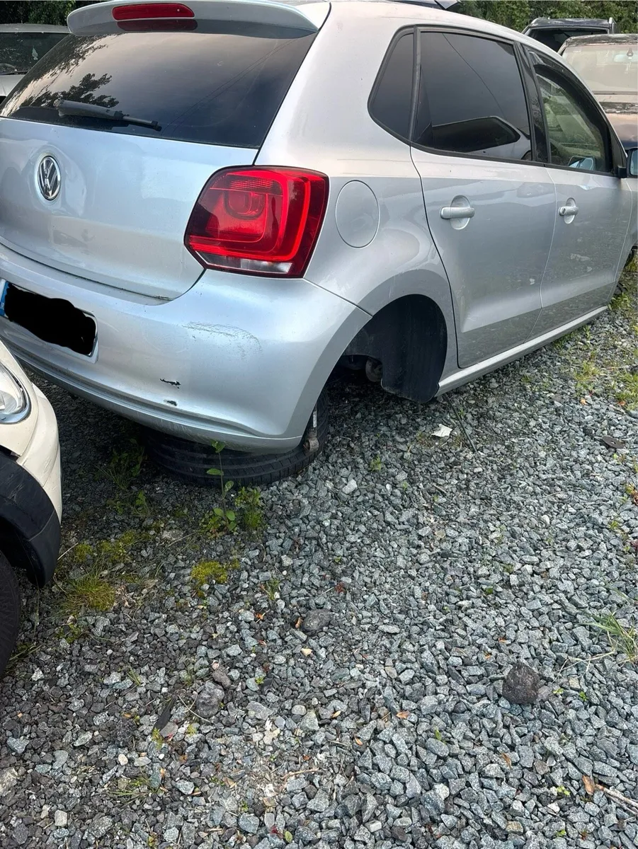 polos focus fiesta Touran ix35 for parts - Image 2