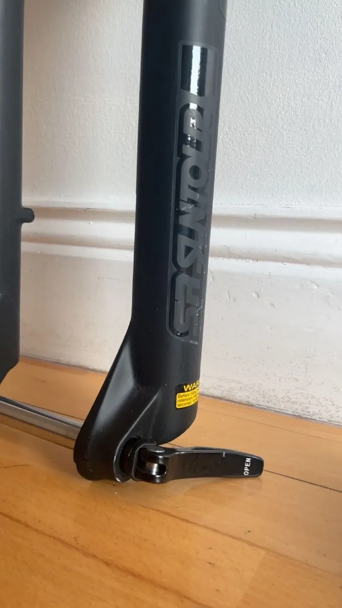 SR Suntour MTB Fork and Rear Shock Bundle - Image 2