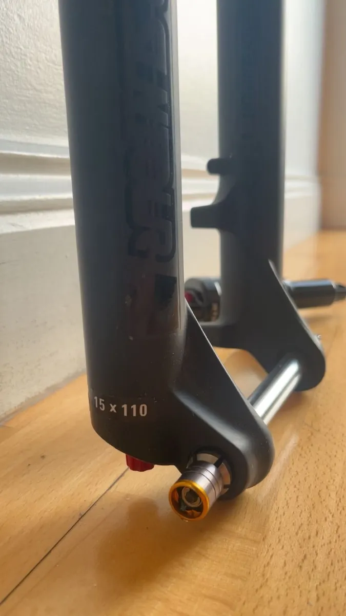 SR Suntour MTB Fork and Rear Shock Bundle - Image 3