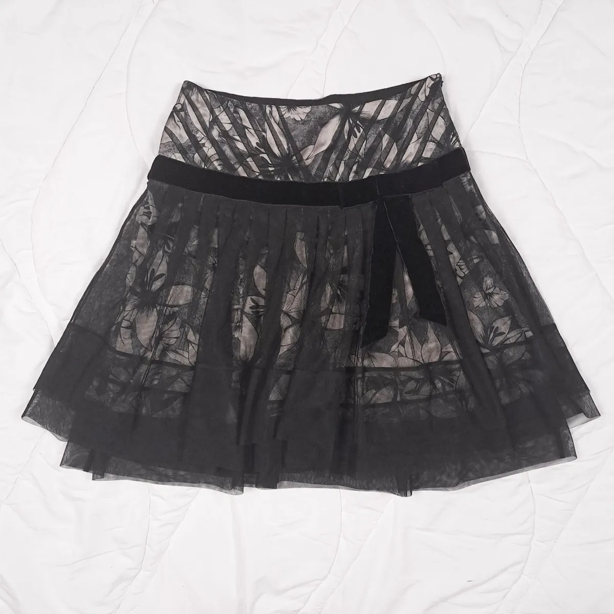 Karen Millen Black Floral Tulle Mini Skirt 12UK - Image 1