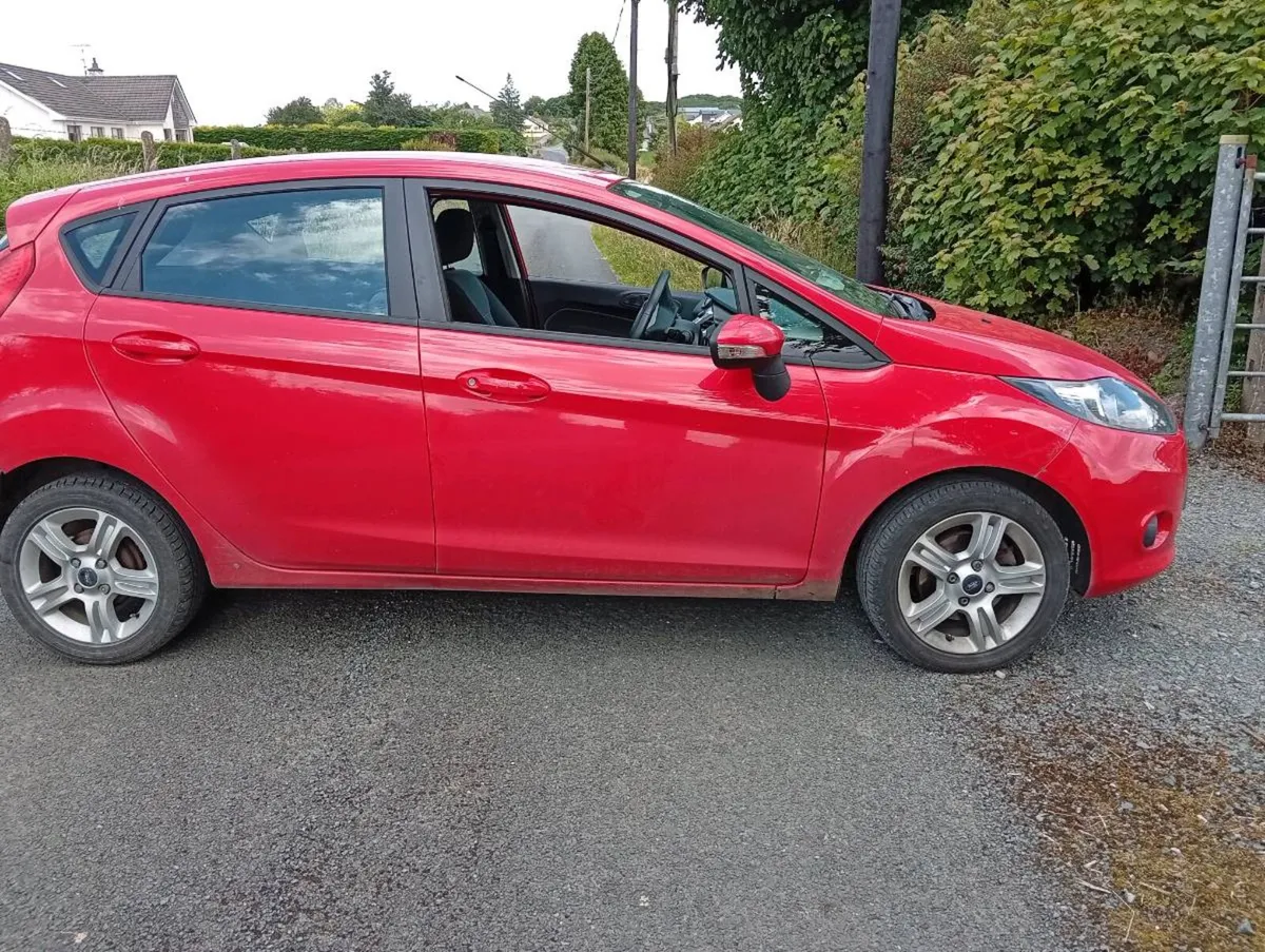 Ford fiesta 1.25 Full car Breaking - Image 2