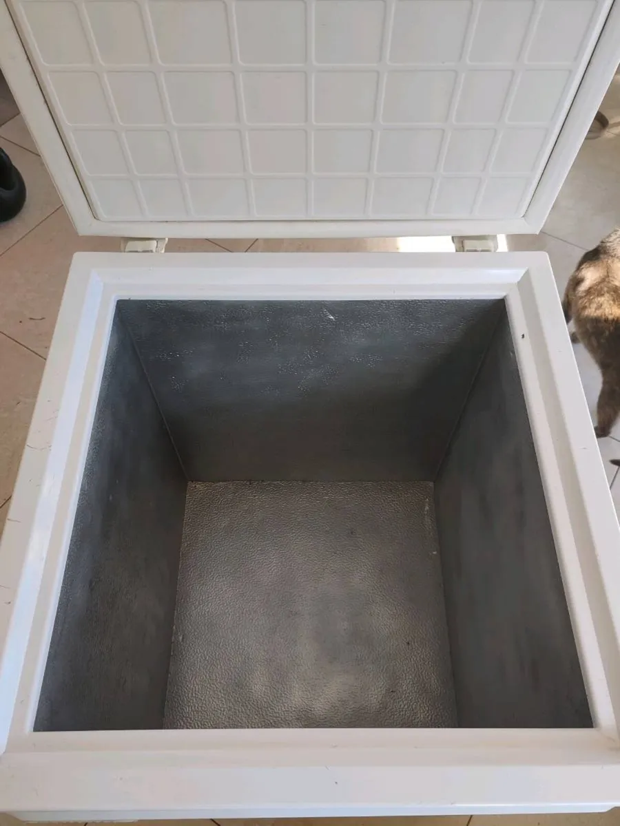 Chest freezer - Image 2
