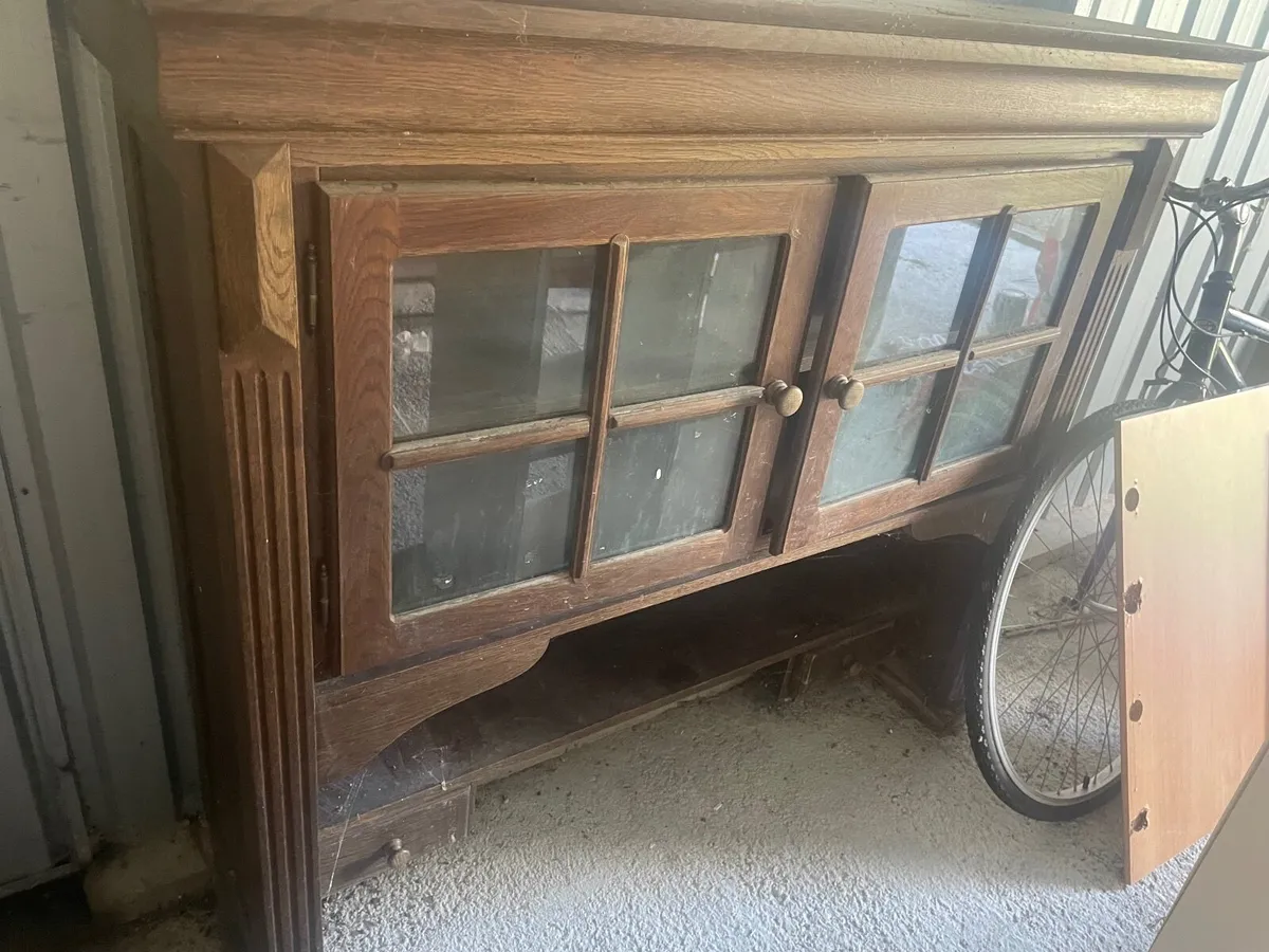 Dresser - Image 3