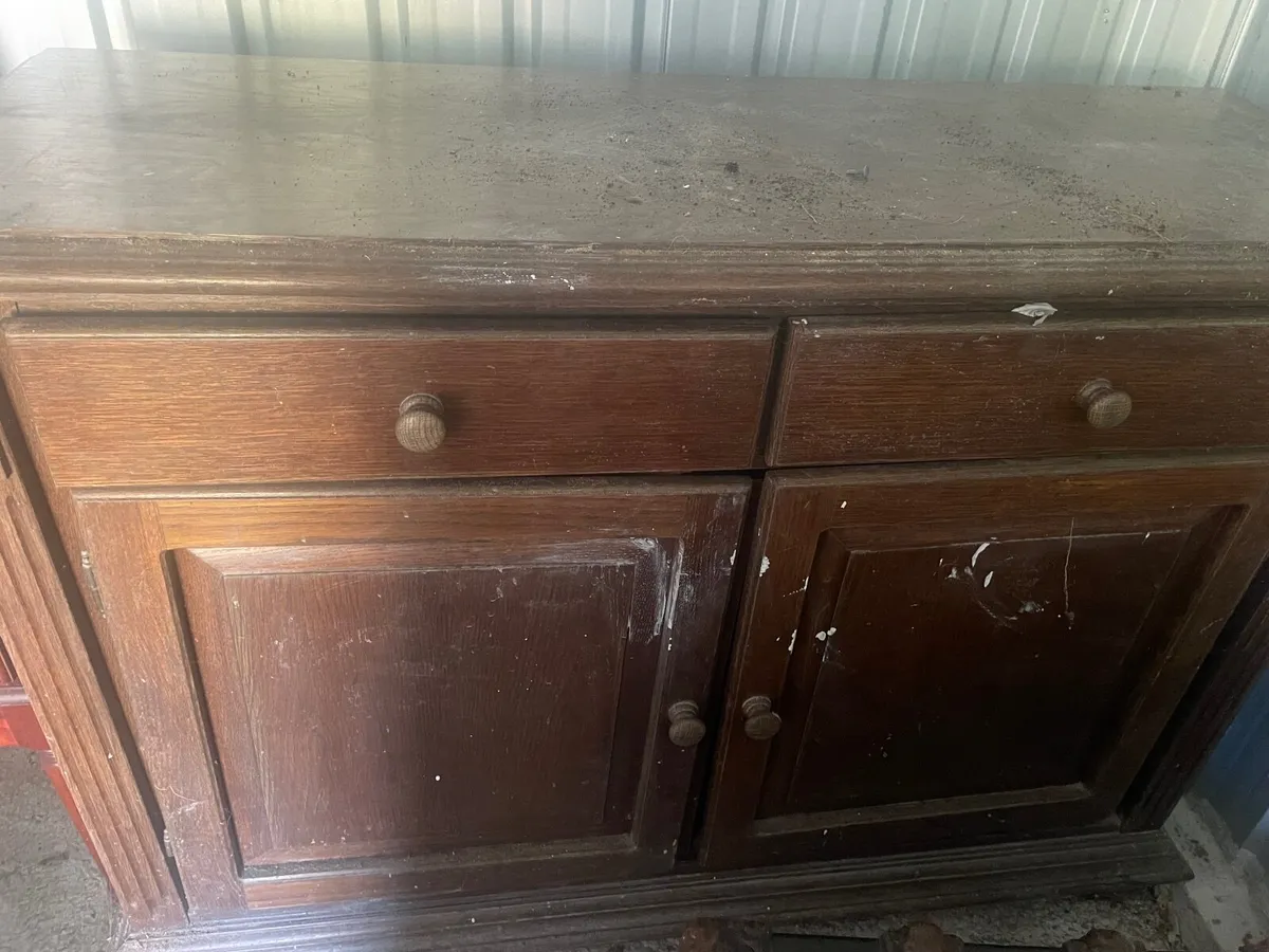 Dresser - Image 2