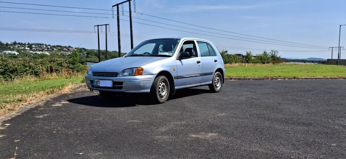Toyota Starlet 1997 - Image 2