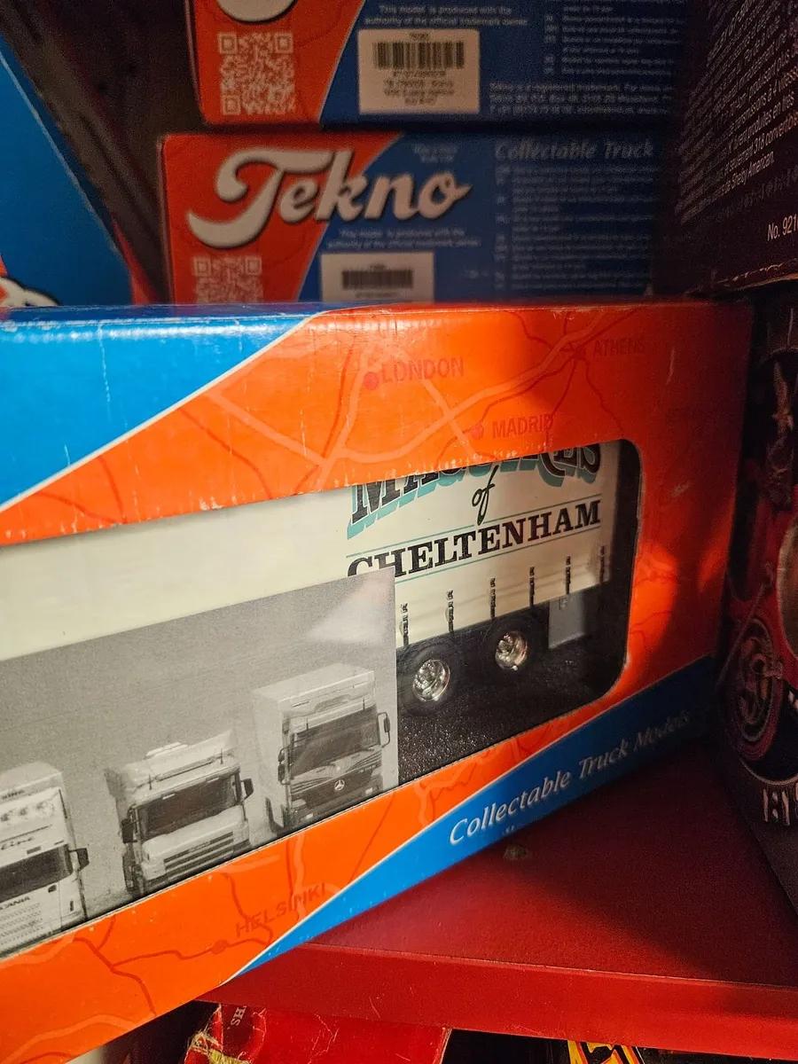 Corgi Tekno Maguires Cheltenham - Image 4