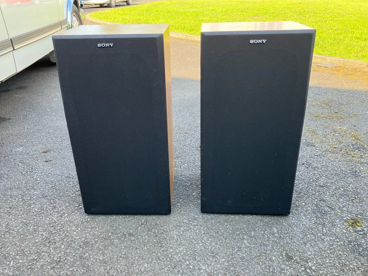 Sony E30 home Hifi speakers - Image 1