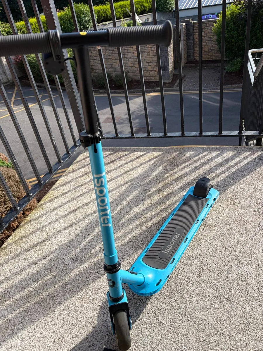Electric scooter - Image 1