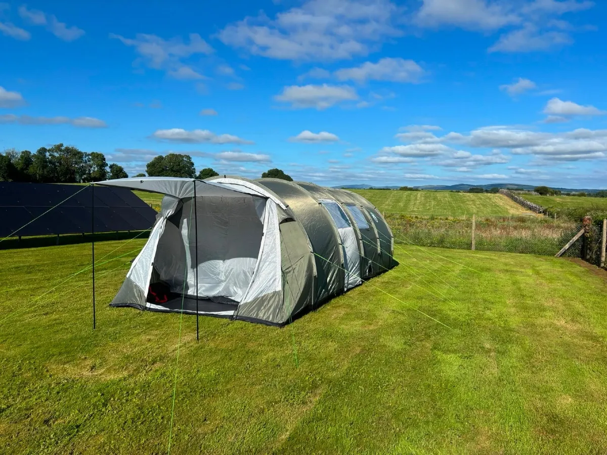 Coleman Coastline 8 Person deluxe tent - Image 4