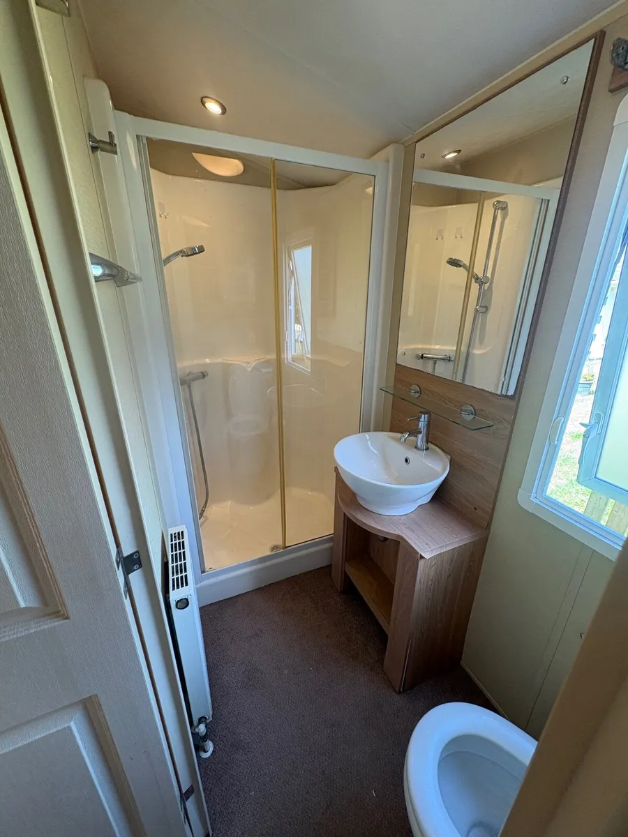 Mobile Home - Image 3