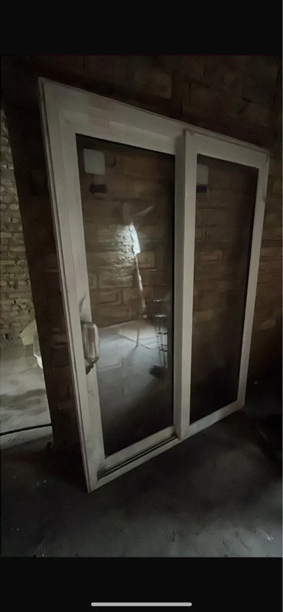 Sliding Door - Image 3
