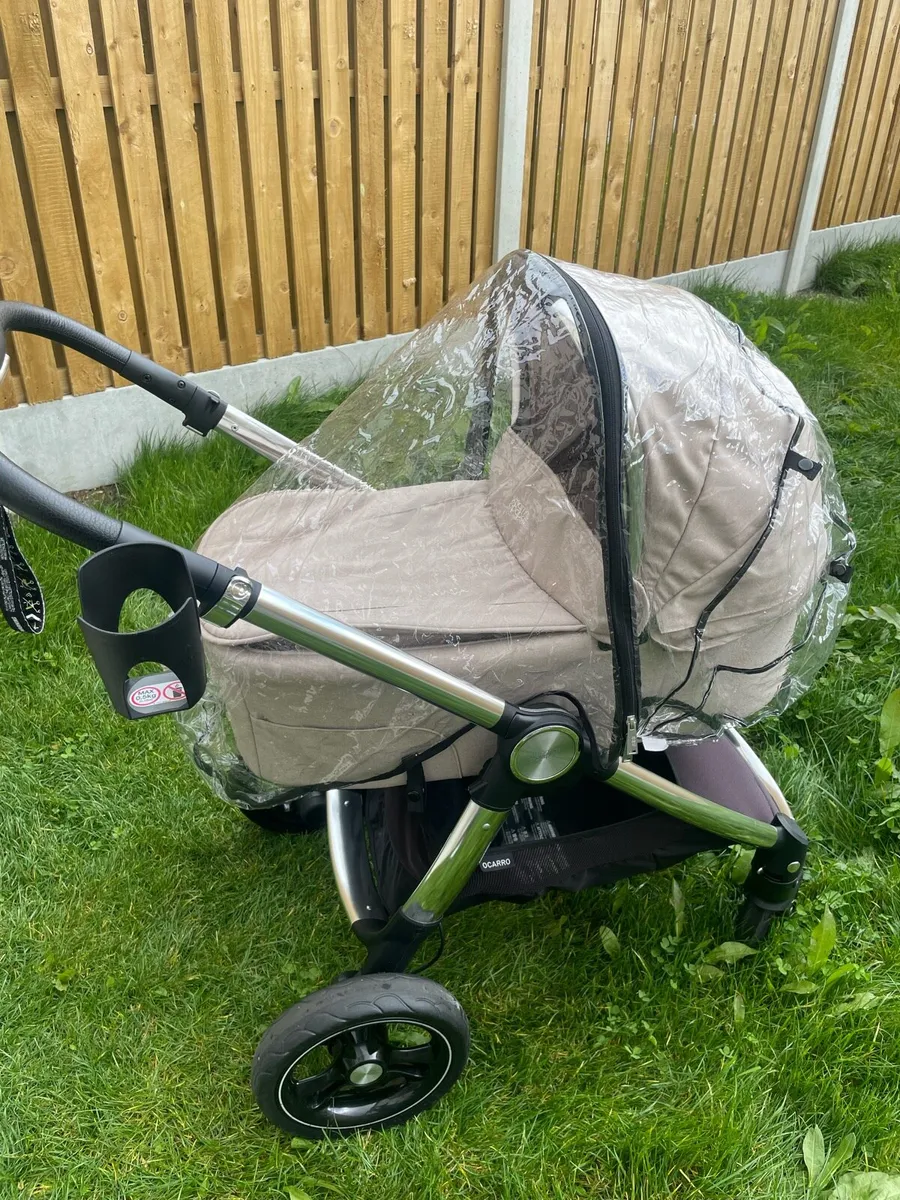 child's stroller - Image 3