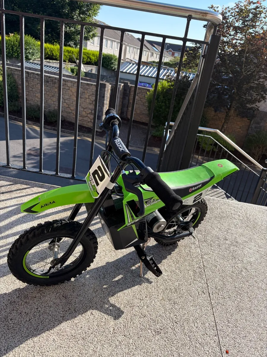 Razor electric kids bike - Image 1