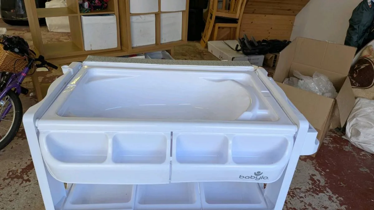 Babylo Baby Bath and Changing Unit - Image 4