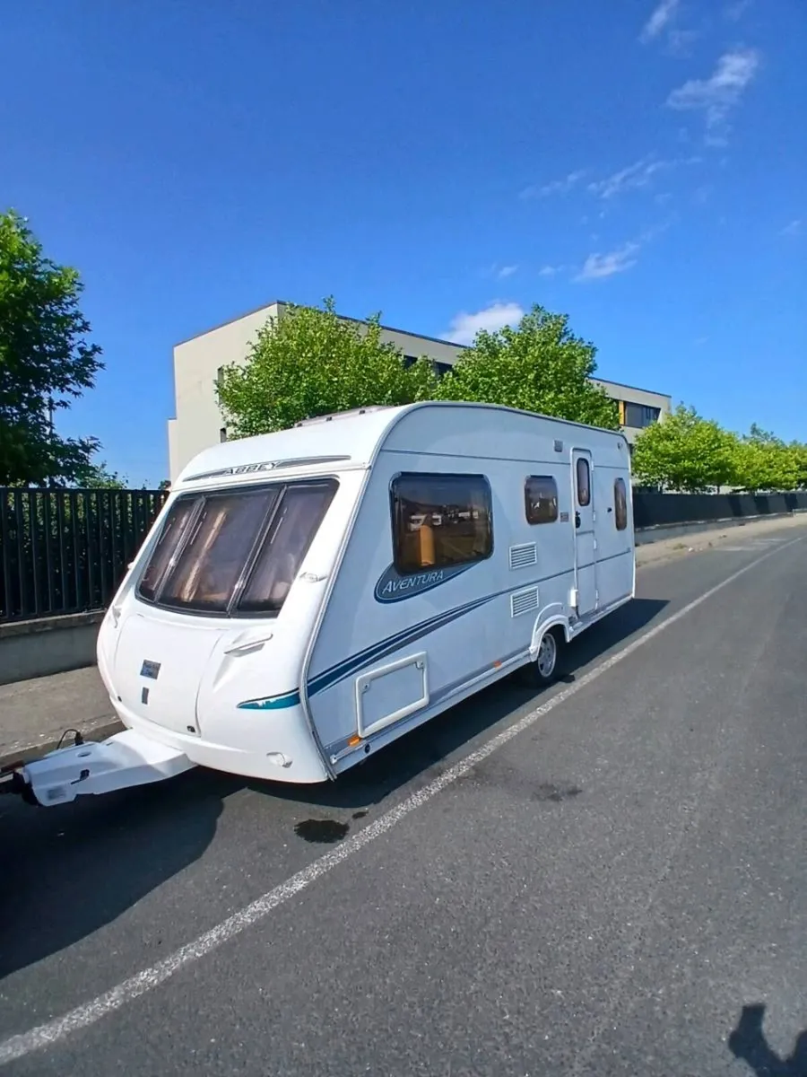 Caravan - Image 1
