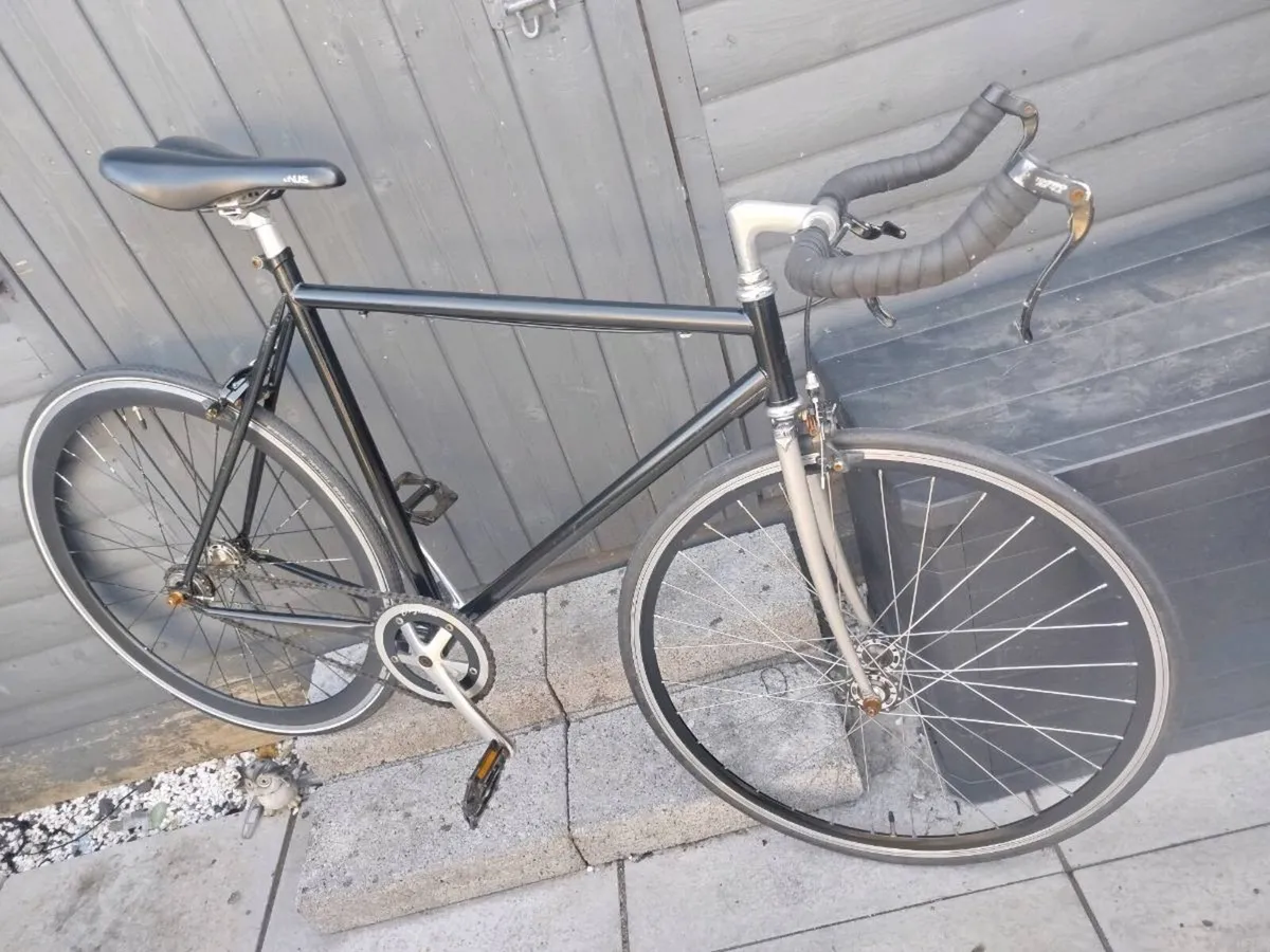 Sweet fixed gear bike - must see - Image 4