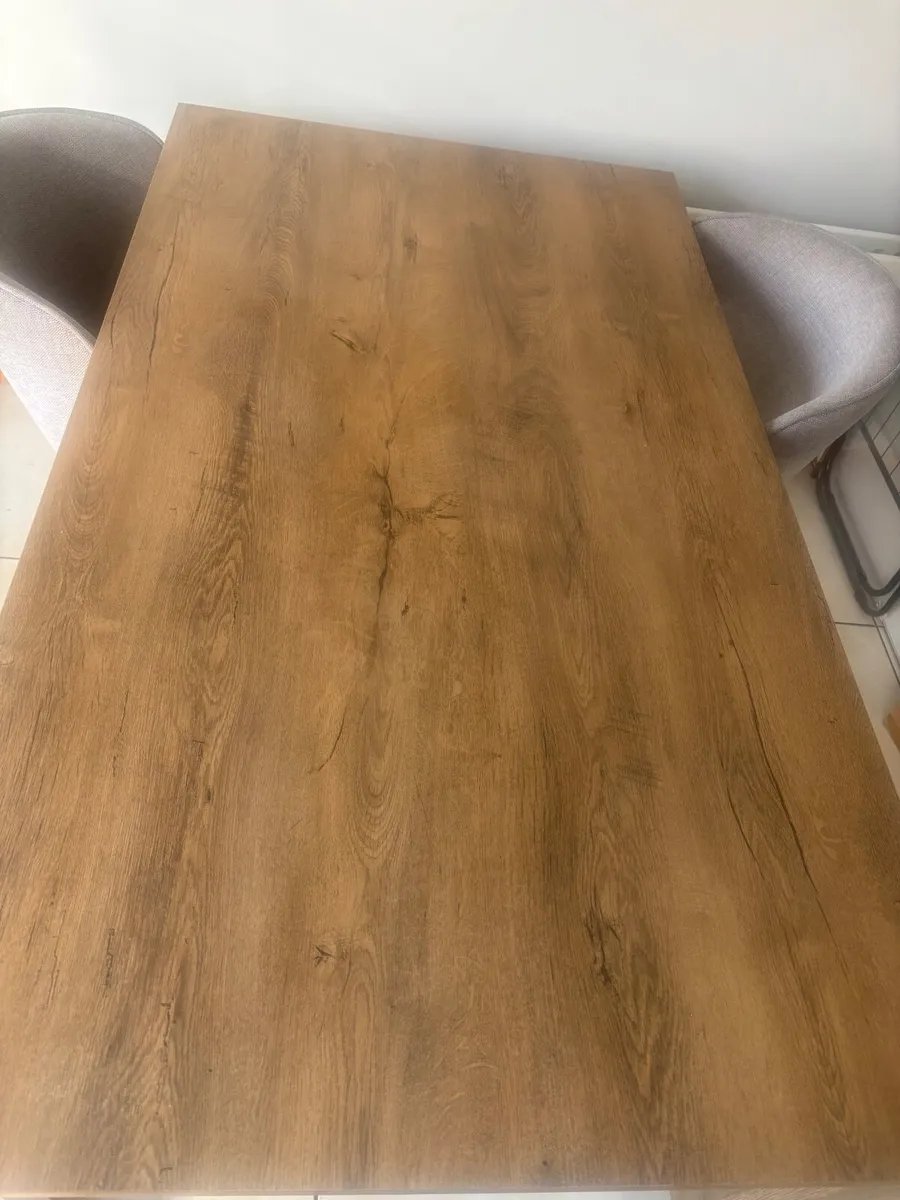 Kitchen table - Image 2
