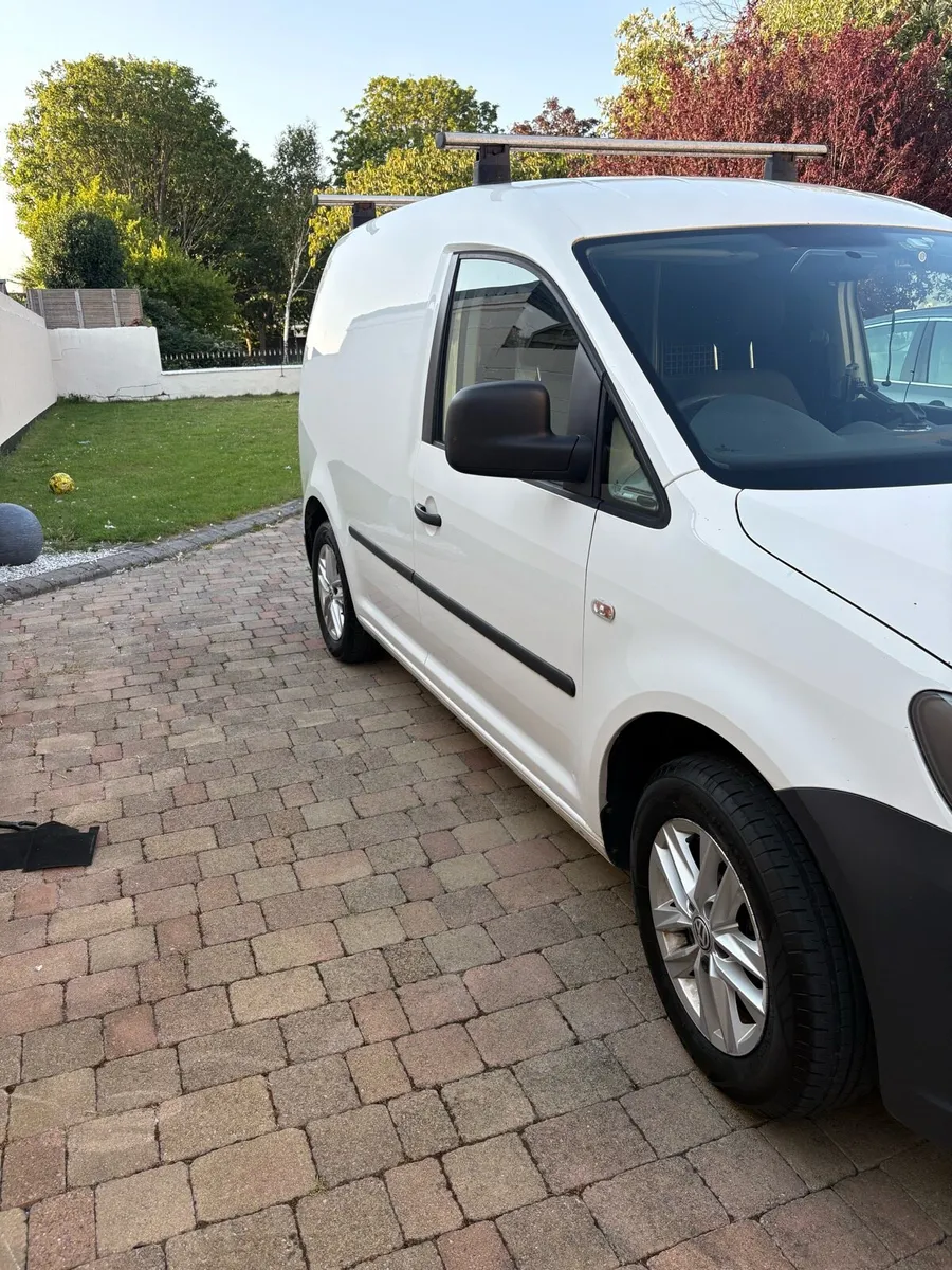 Van - Image 2