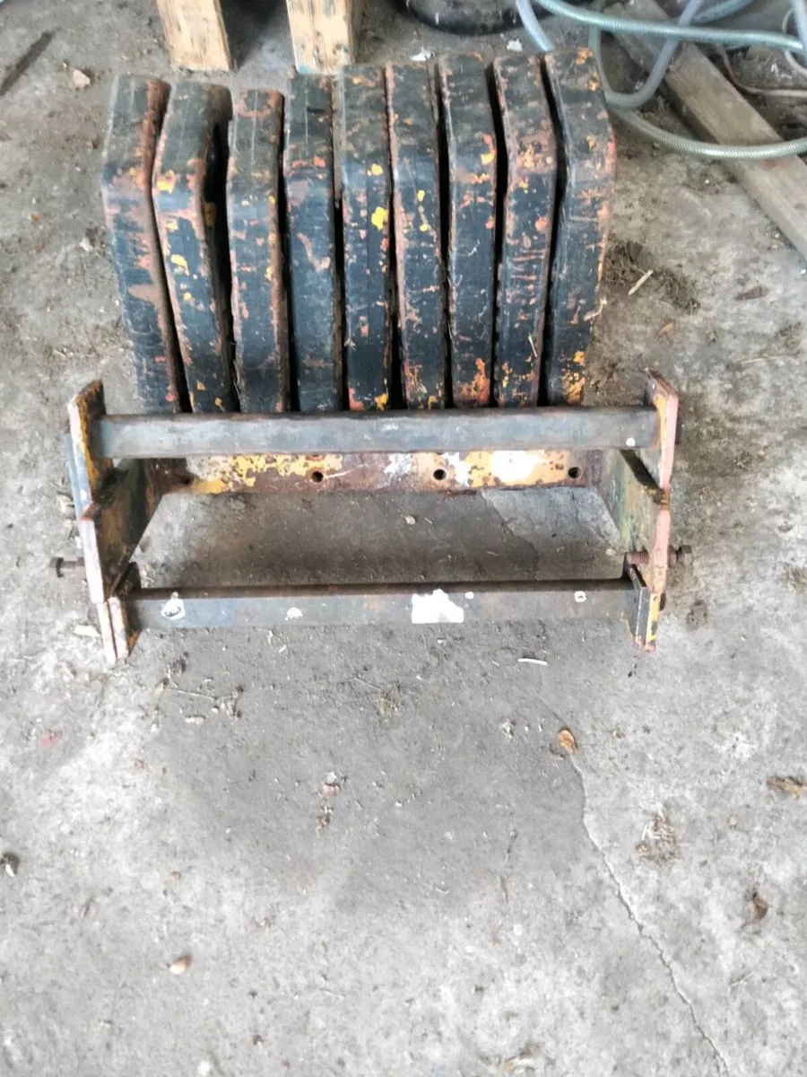 David Brown front weights - Image 1