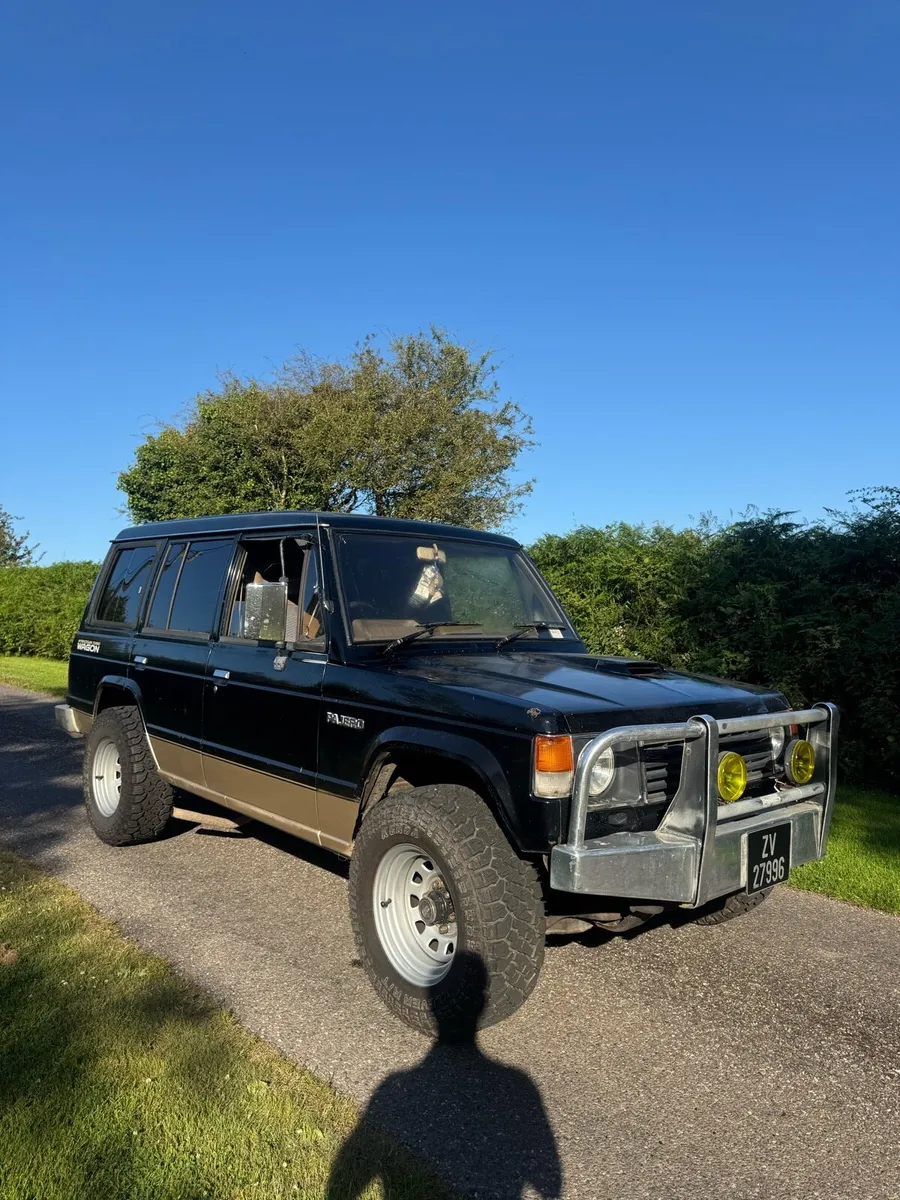 Mk1 Mitsubishi Pajero 7 seater  wagon - Image 1