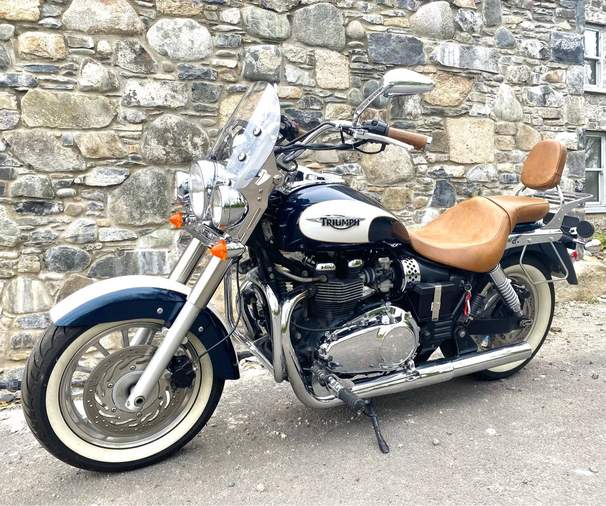 Triumph Bonneville America - Image 2