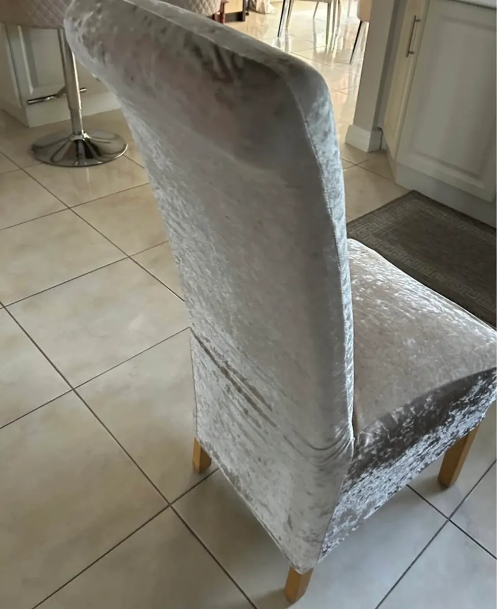 6 Dining Chairs - Image 2