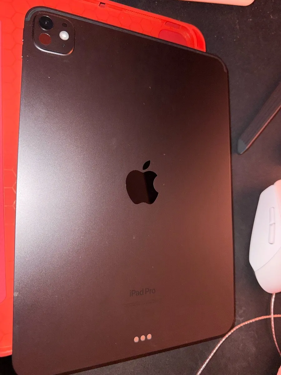 iPad Pro 11-inch M4 (2024) 256GB - Image 3