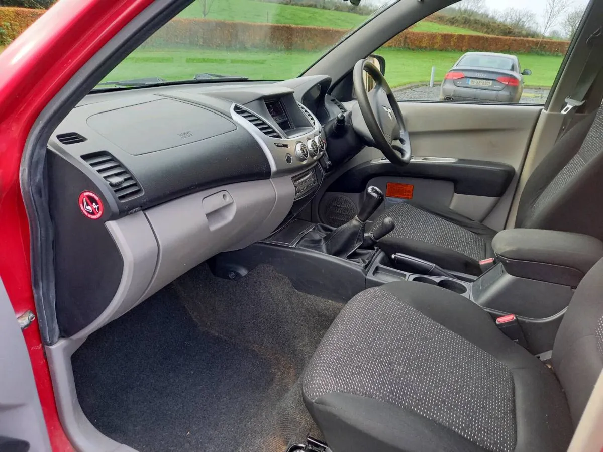 Mitsubishi l200 - Image 4
