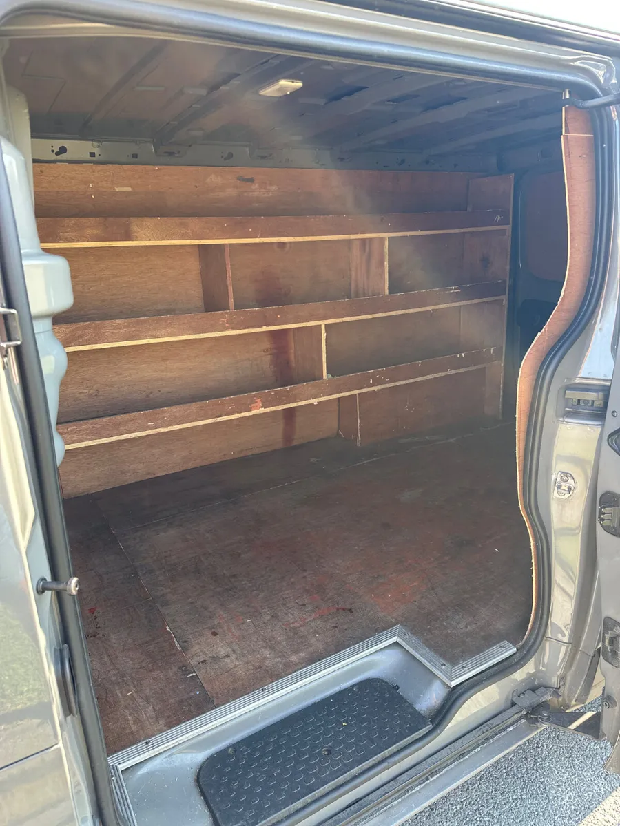 Renault Trafic 2018 DOE 02/27 - Image 4