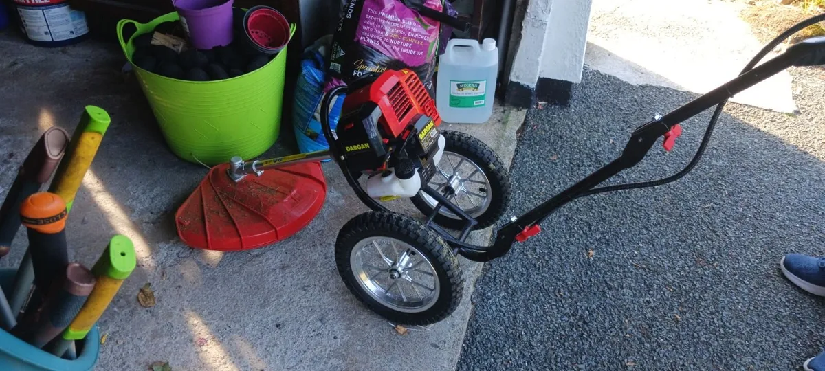 Dargan 50cc Wheeled Grass Strimmer / Trimmer - Image 3
