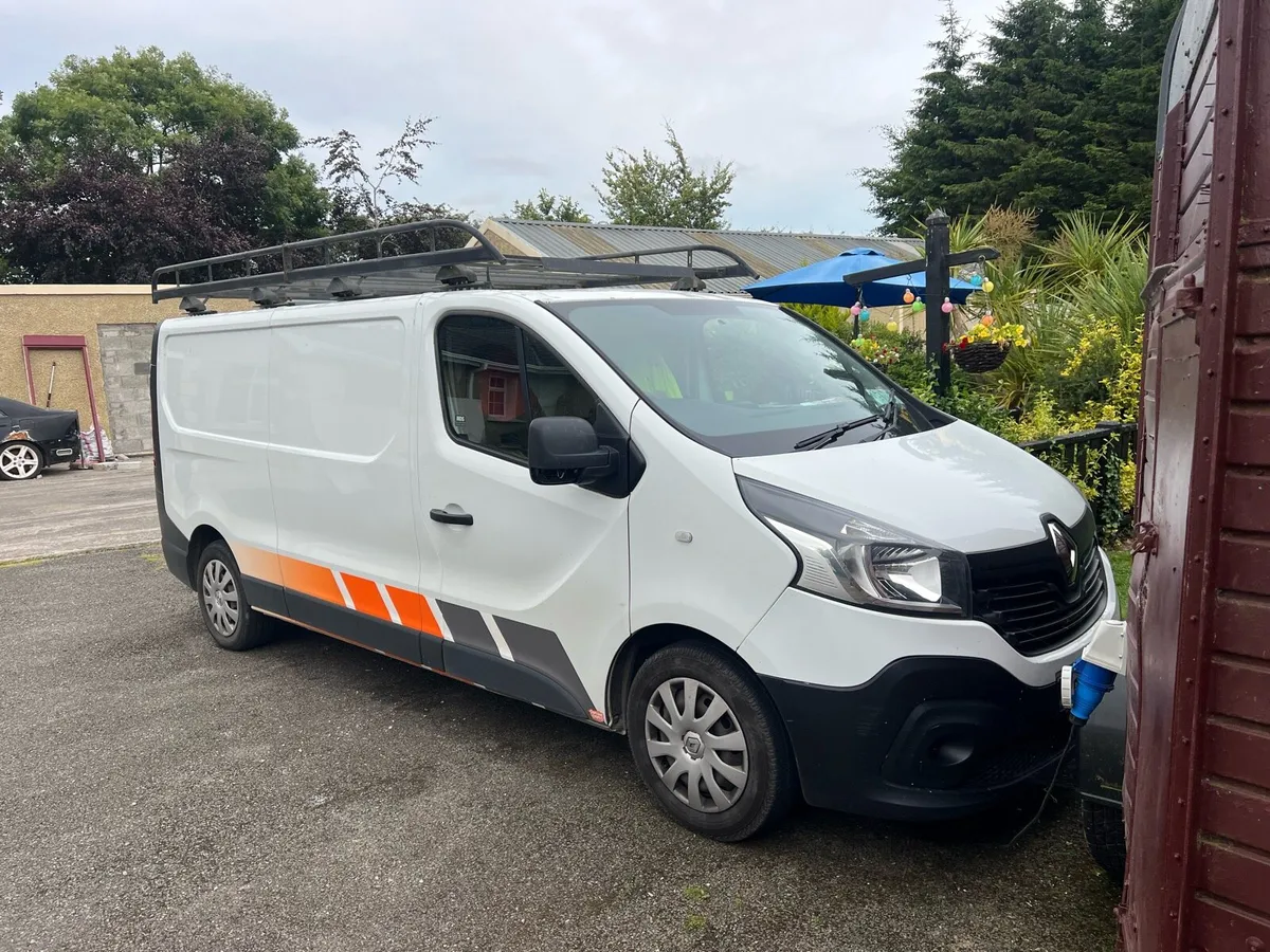 Renault traffic - Image 1