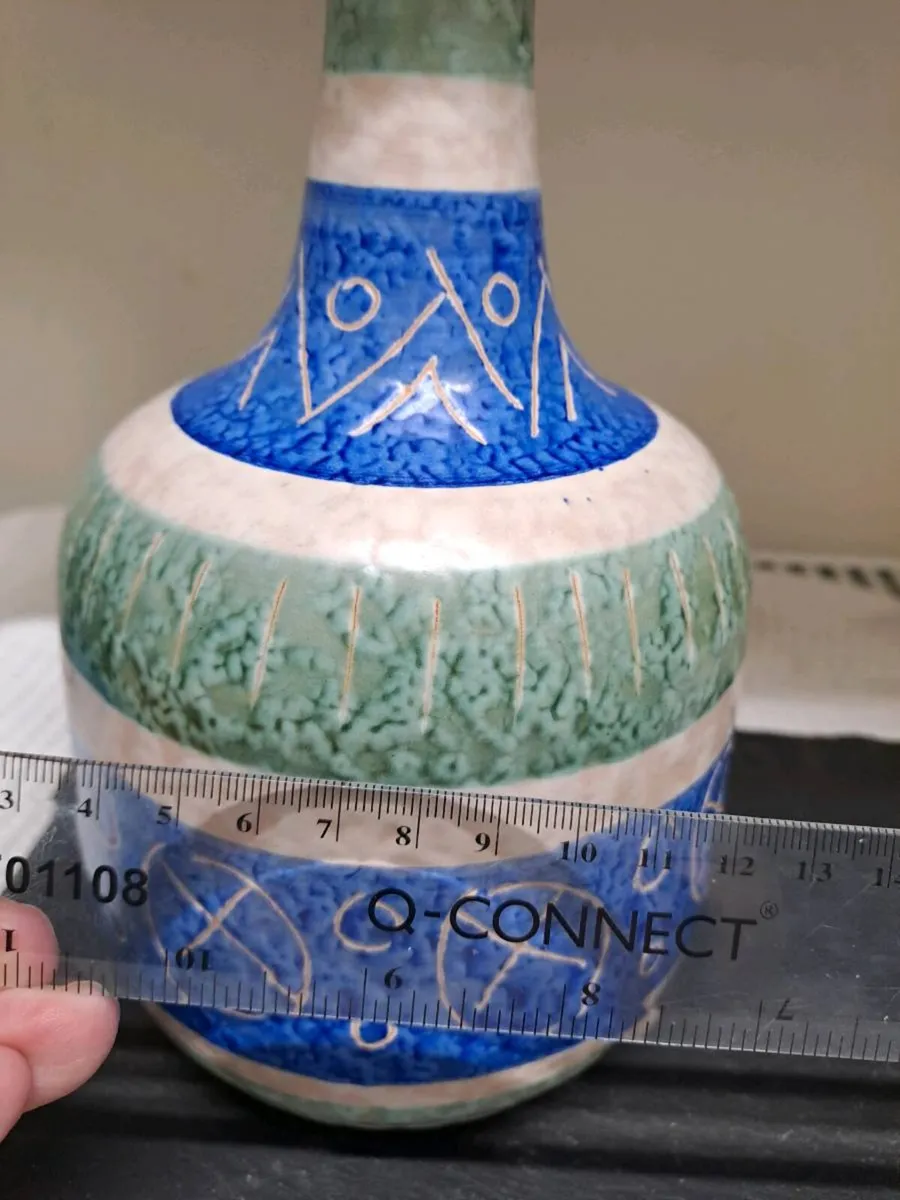 Vintage Il Cavallino Sicilian Studio Pottery Vase - Image 3