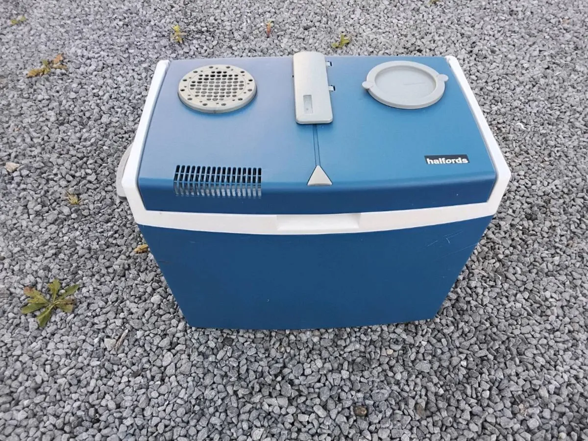 Camping Electric Cool Box - Image 1