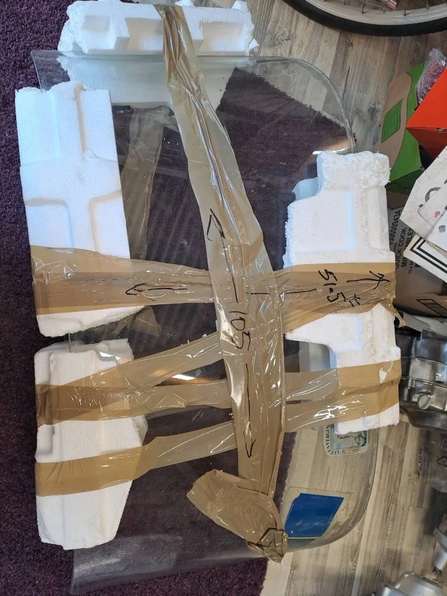 Piaggio Ape windscreen (2) - Image 1